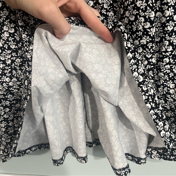 Old Navy size small Black ditzy floral dress - Picture 8 of 11